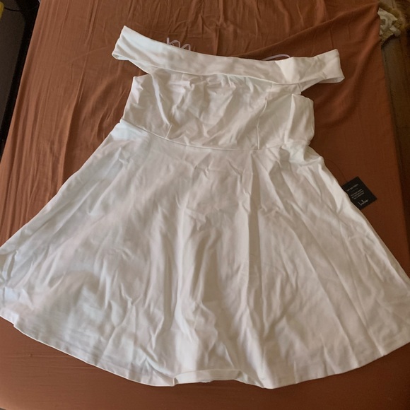Season of Fun White Off-the-Shoulder Skater Dress - Picture 4 of 8